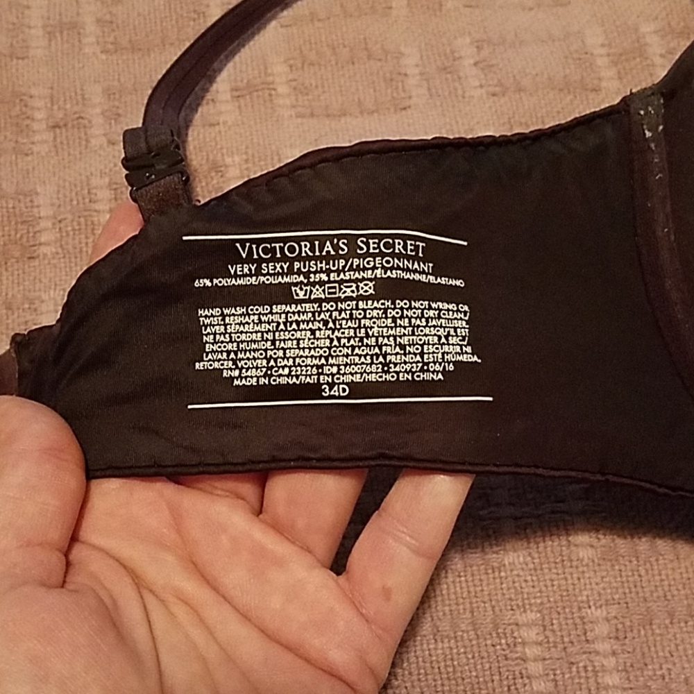 Victoria secret bra - Picture 2 of 2